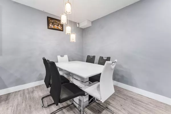 Surrey, BC V3R 4A7,10061 150 ST #312