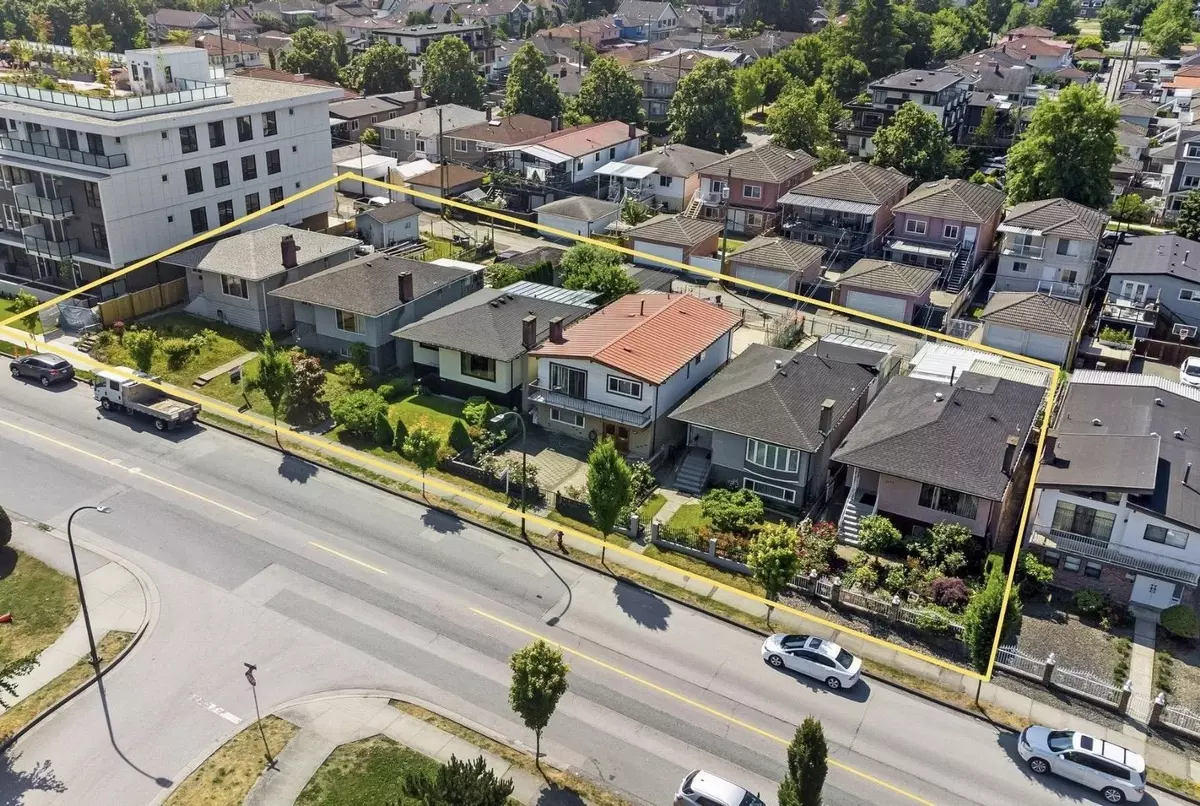 Vancouver, BC V5R 2S3,2366 E 33rd AVE