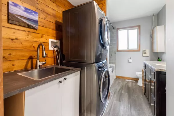 42575 Devon AVE Yarrow, BC V2R 5C7