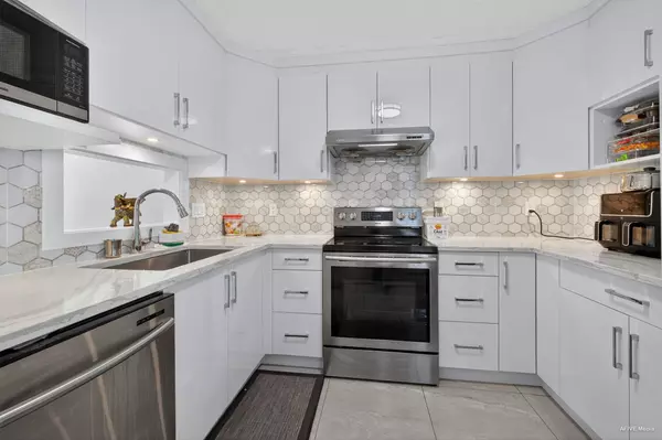 Abbotsford, BC V2T 4N3,32550 Maclure RD #266