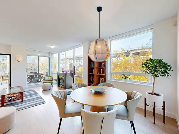 Vancouver, BC V6Z 3H4,638 Beach CRES #503