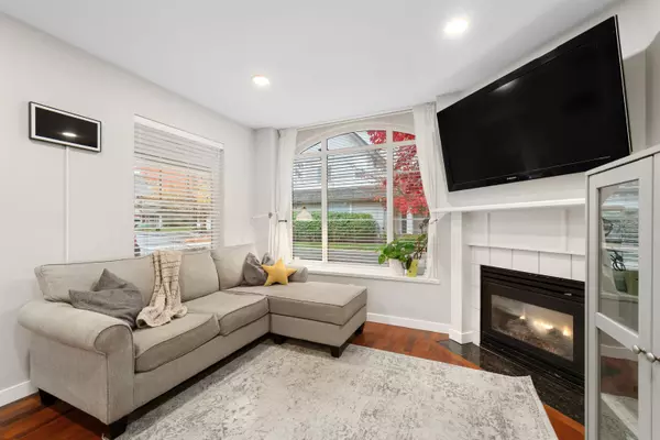 Maple Ridge, BC V2X 3J7,23085 118th AVE #54