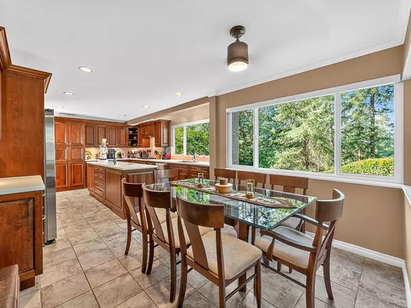 West Vancouver, BC V7W 3E8,5302 Westhaven Wynd