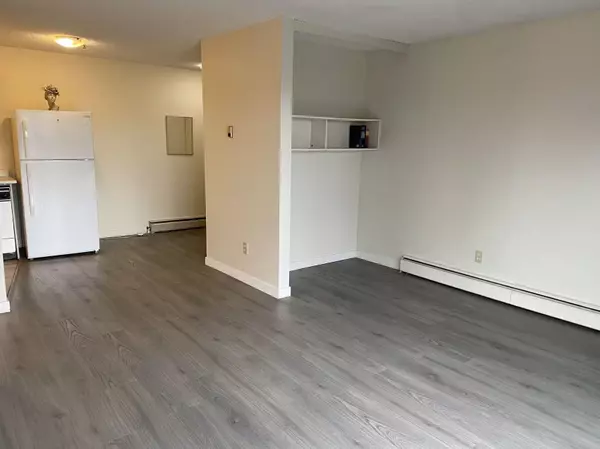 Richmond, BC V7C 3M6,7280 Lindsay RD #308