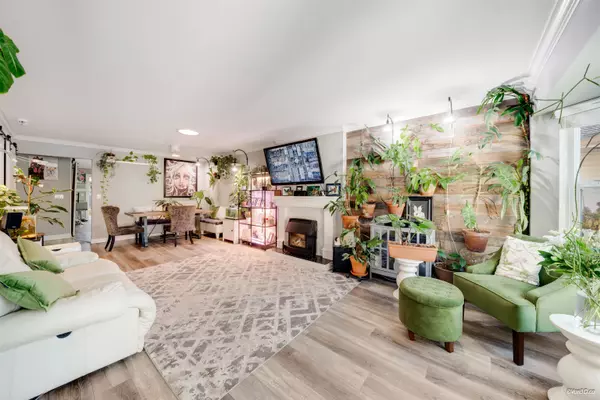 Maple Ridge, BC V2X 0M8,12049 217 ST #17