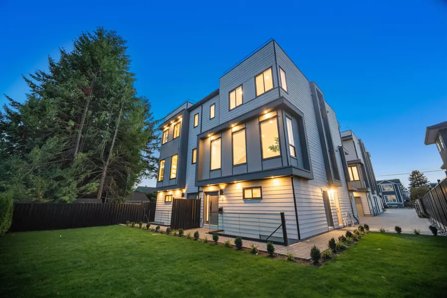 1536 Duthie AVE #3, Burnaby, BC V5A 2R6