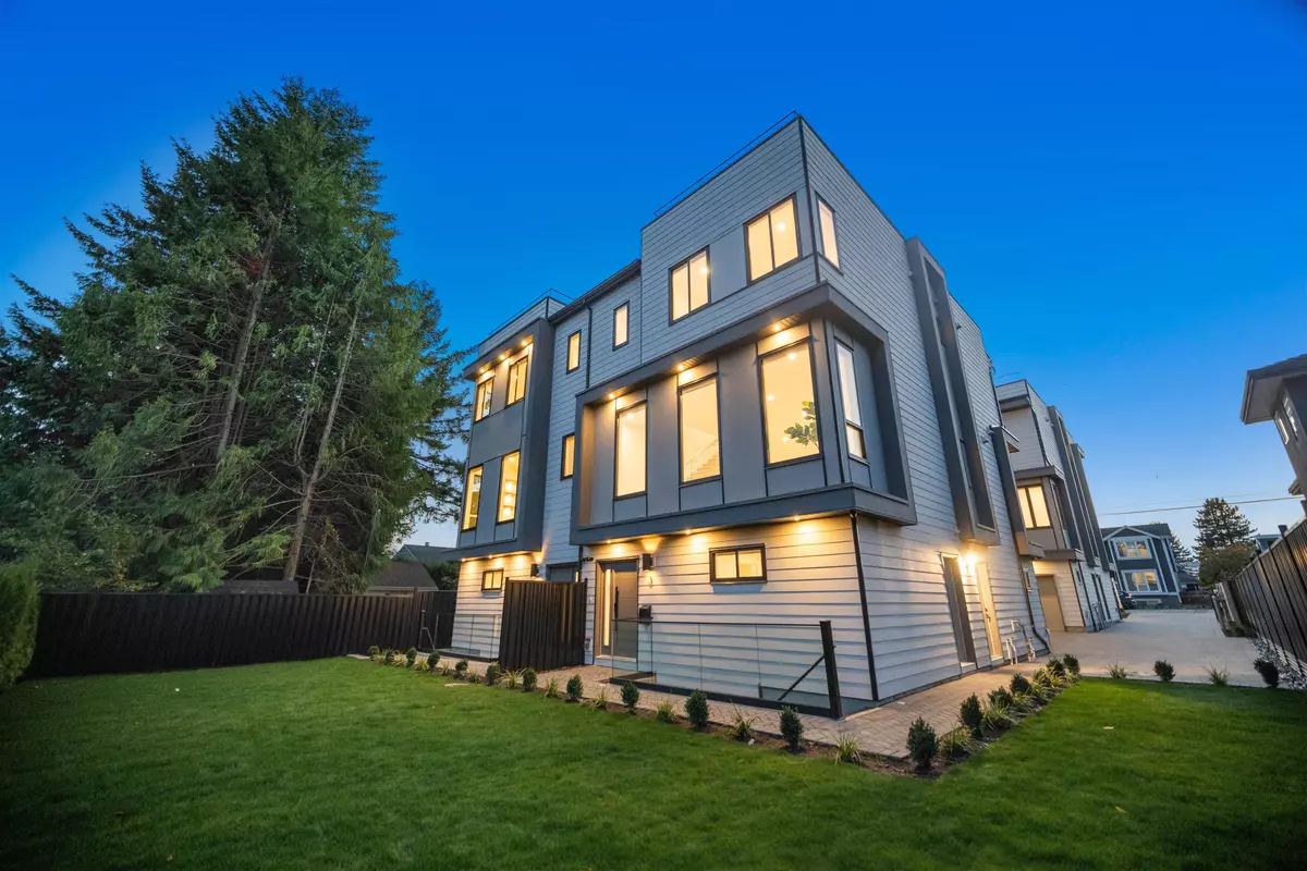 Burnaby, BC V5A 2R6,1536 Duthie AVE #3