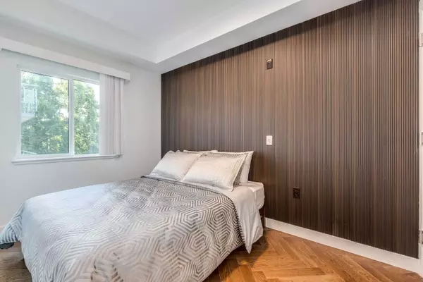 1168 Pendrell Street #203 Vancouver, BC V6E 1L4