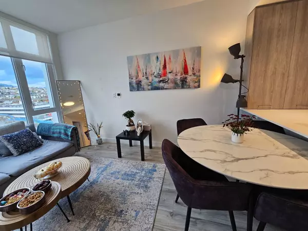 Burnaby, BC V5C 0L9,2288 Alpha AVE #1006