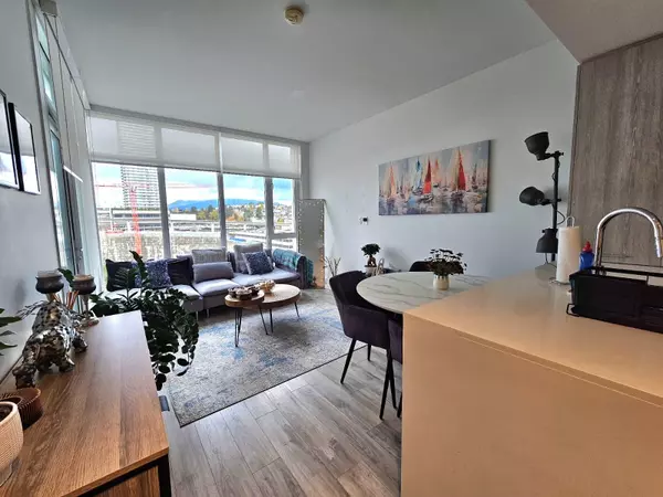 Burnaby, BC V5C 0L9,2288 Alpha AVE #1006