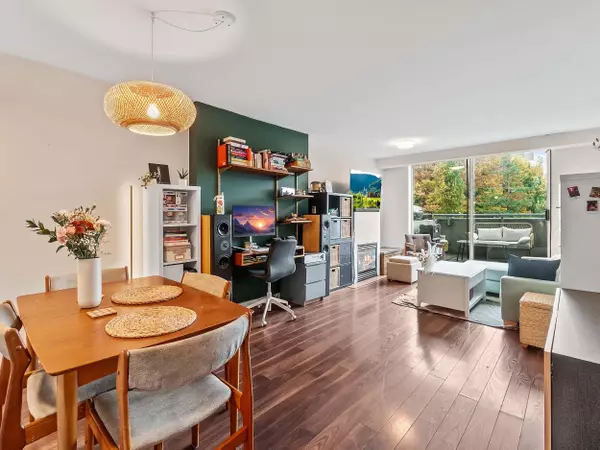 1159 Main ST #404 Vancouver, BC V6A 4B6