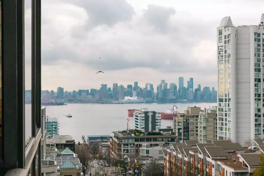 444 Lonsdale AVE #705, North Vancouver, BC V7M 3H5