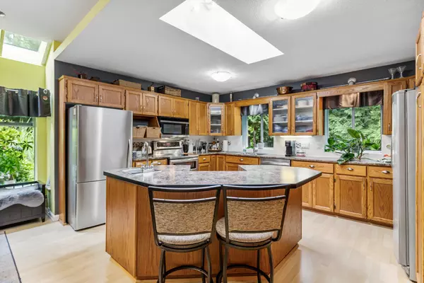 Maple Ridge, BC V2W 1L8,11193 284 ST