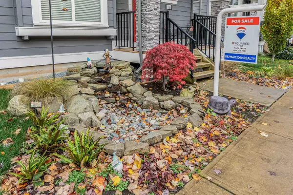 Surrey, BC V3Z 9R2,17188 1 AVE