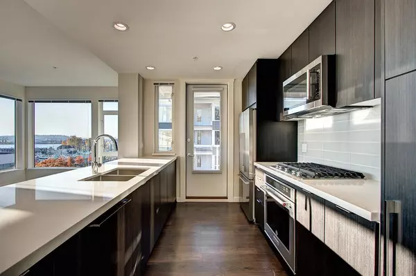 North Vancouver, BC V7M 3G8,255 W 1st ST #409