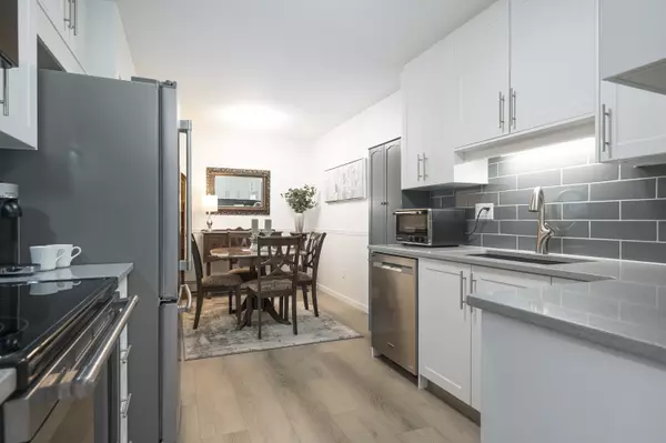 Abbotsford, BC V2S 6S6,32823 Landeau PL #110