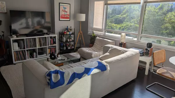 Vancouver, BC V6B 3E6,1188 Richards ST #209