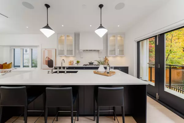 3783 W 27th AVE Vancouver, BC V6S 1R2