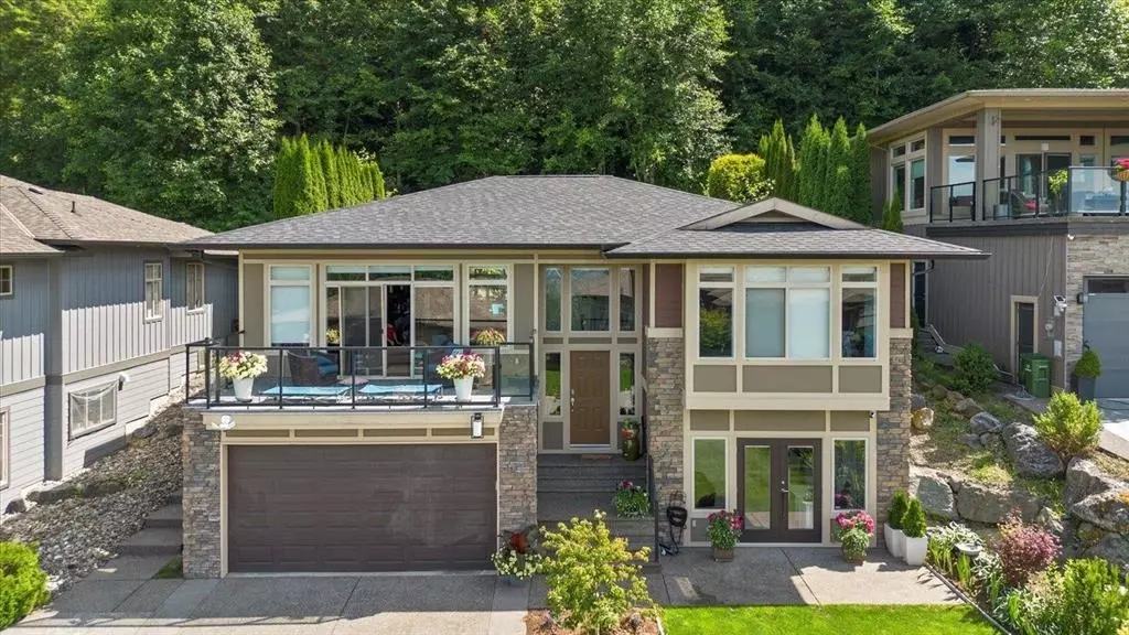 51075 Falls CT #214, Chilliwack, BC V4Z 1K7