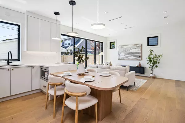 250 E 39th AVE #2 Vancouver, BC V5W 1K2