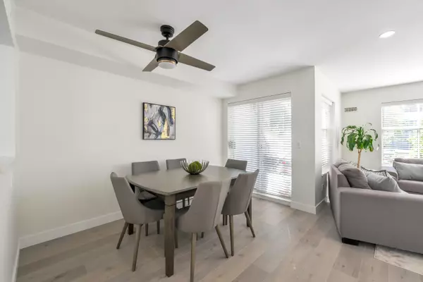 Port Coquitlam, BC V3C 6B3,2450 Hawthorne AVE #20