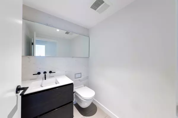 620 Cardero ST #170X Vancouver, BC V6G 3H7