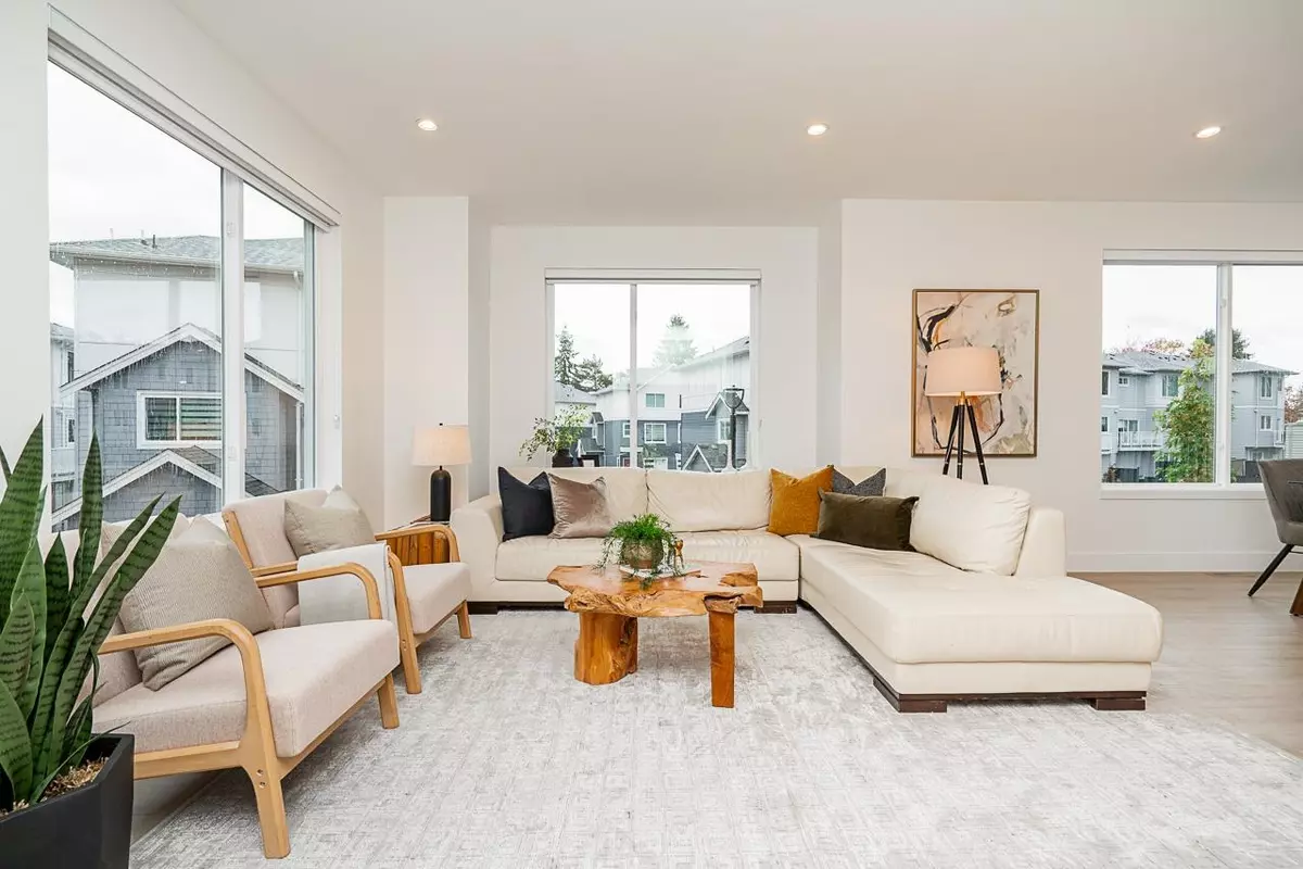 Surrey, BC V3S 0B7,19330 Fairway DR #43