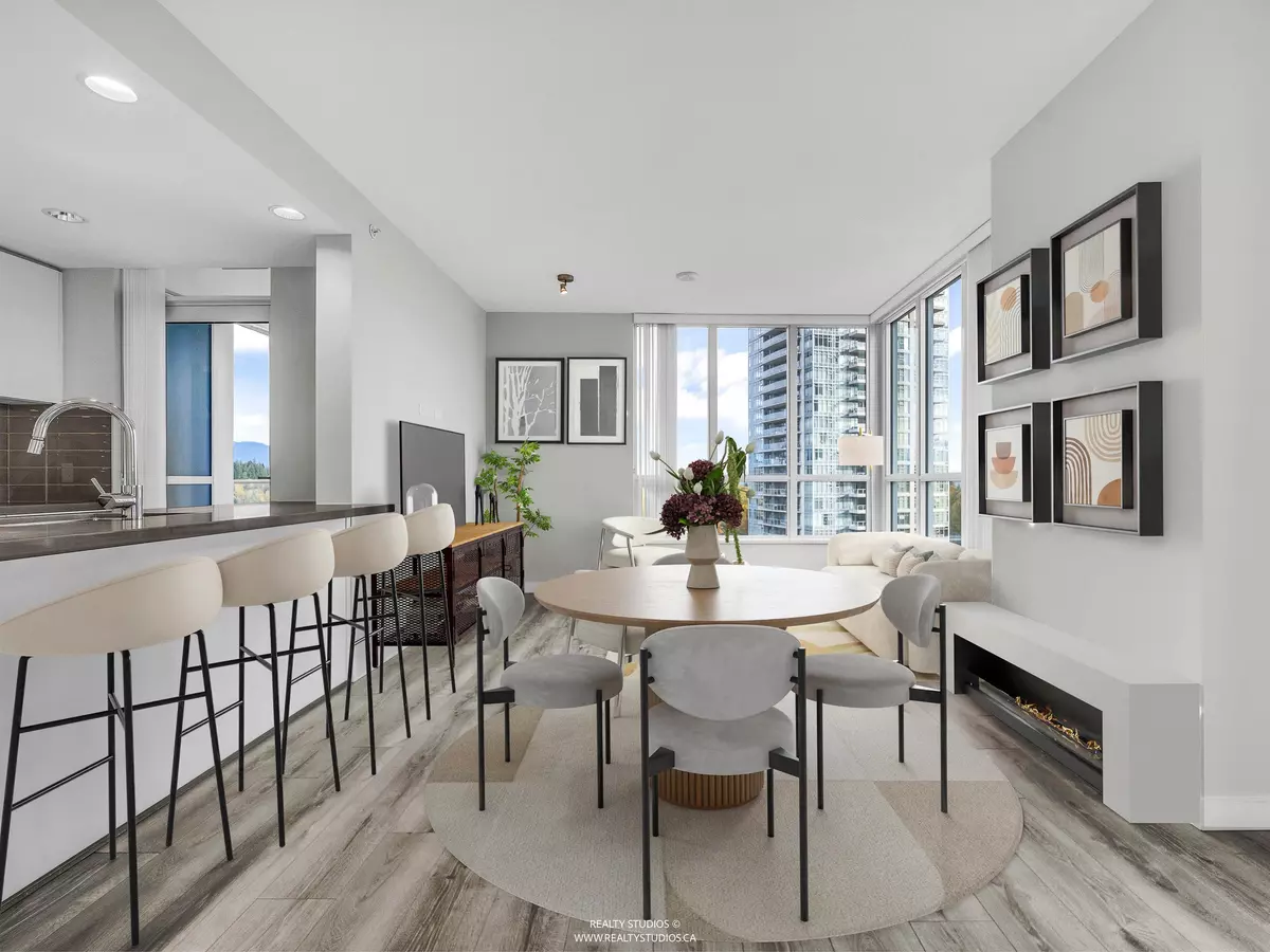 Coquitlam, BC V3B 0N2,3093 Windsor Gate #1503