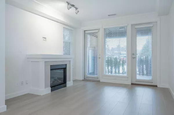 Tsawwassen, BC V4M 0A2,5099 Springs BLVD #101