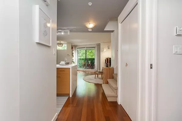 Vancouver, BC V6B 0C3,980 Cooperage WAY #106