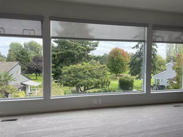 1426 Veiw CRES, Tsawwassen, BC V4M 2K2