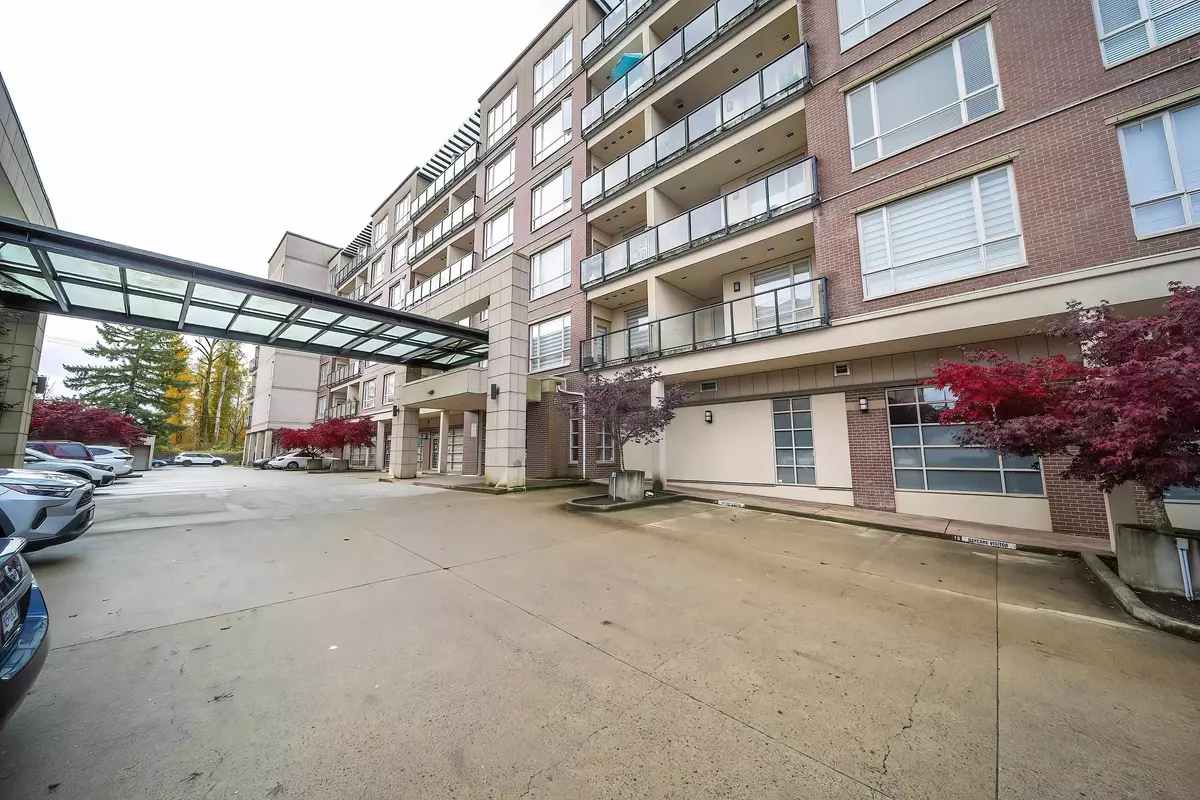 Surrey, BC V3T 0E1,14333 104 AVE #521