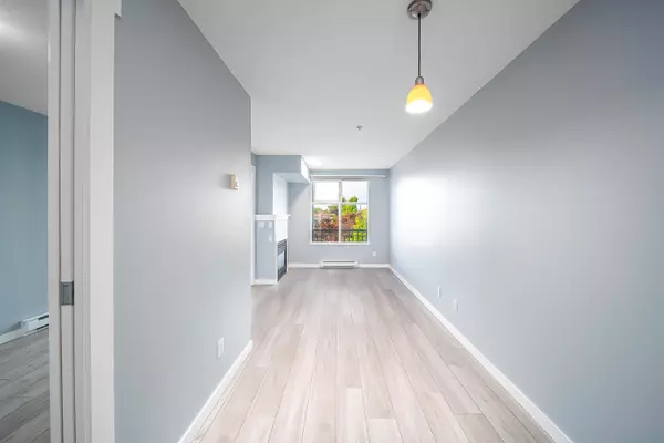 Vancouver, BC V6P 6Y8,1503 West 65th AVE #312