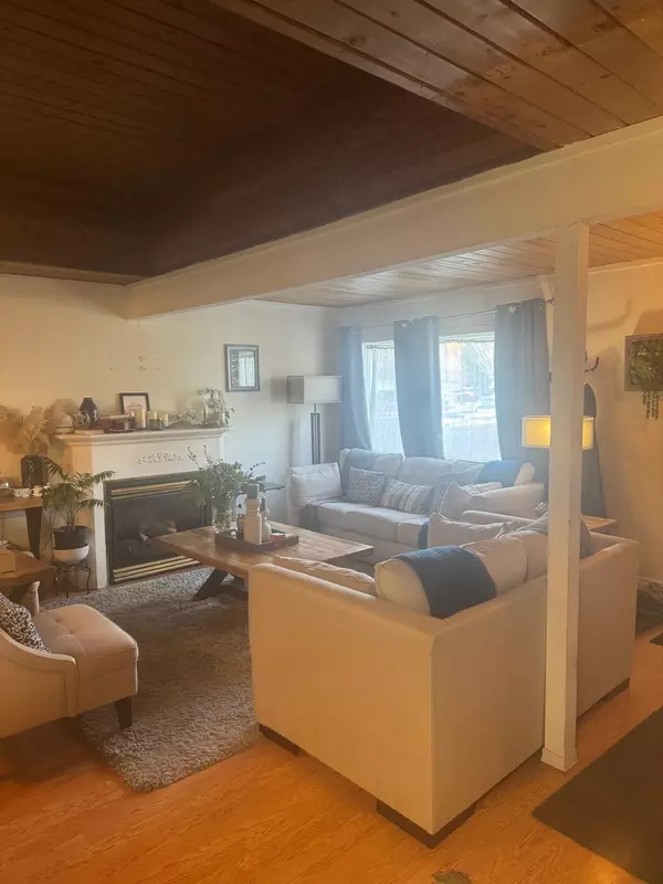 Delta, BC V4C 5C5,7782 Swanson DR