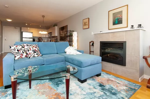 4178 Dawson ST #703, Burnaby, BC V5C 0A1