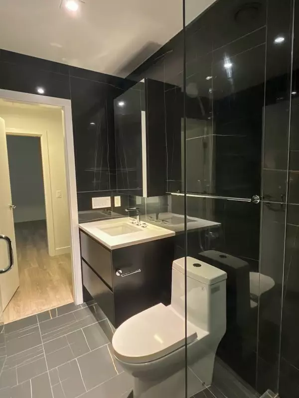 6328 No 3 RD #853 Richmond, BC V6Y 0L6