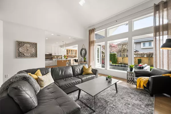 Surrey, BC V3Z 0M7,16758 22a AVE