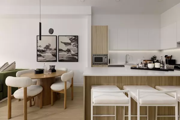 Vancouver, BC V5N 1W8,2450 Garden DR #204