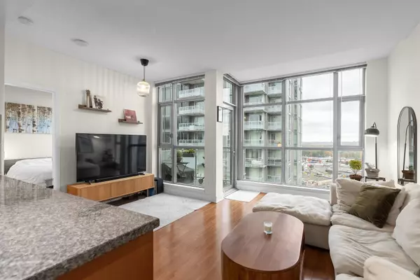 Coquitlam, BC V3B 0J5,3008 Glen DR #2705