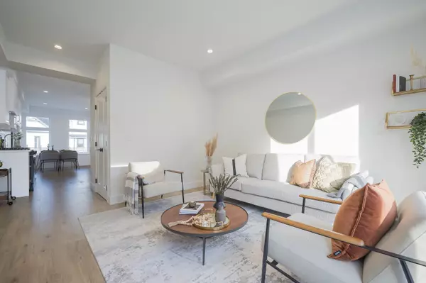 Surrey, BC V3V 0H2,12770 105 AVE #6