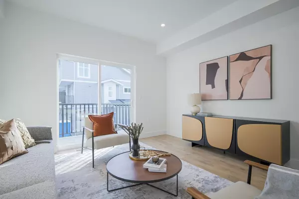 Surrey, BC V3V 0H2,12770 105 AVE #6