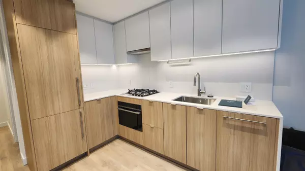 505 Nelson ST #1001 Coquitlam, BC V3J 0R5