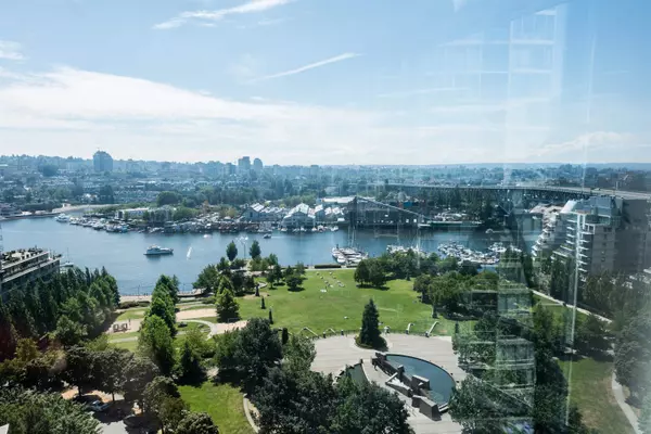 Vancouver, BC V6Z 3B8,1438 Richards ST