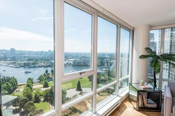 Vancouver, BC V6Z 3B8,1438 Richards ST