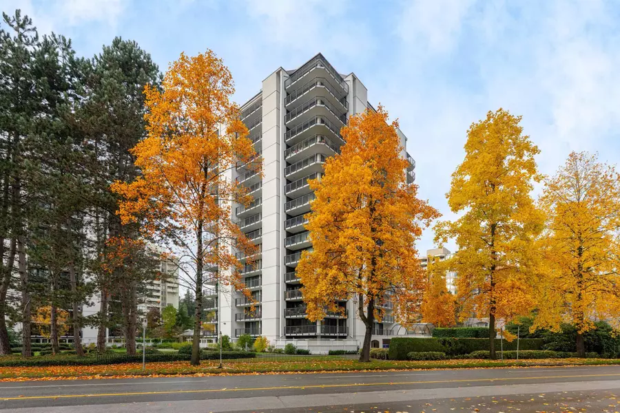 6455 Willingdon AVE #402, Burnaby, BC V5H 4E4