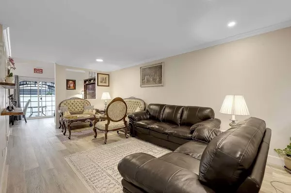 Maple Ridge, BC V2W 1W4,11355 NE 236 ST #6