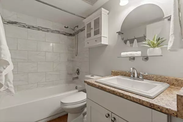 7694 Evans RD #106 Chilliwack, BC V2R 3W3