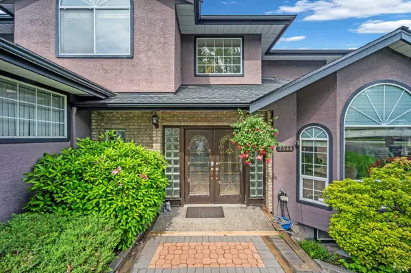 Burnaby, BC V3N 4W9,7548 Sequoia RD