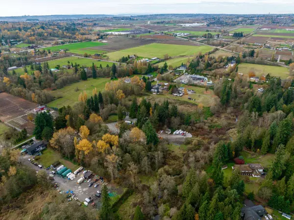 18963 84 AVE Surrey, BC V4N 6B3