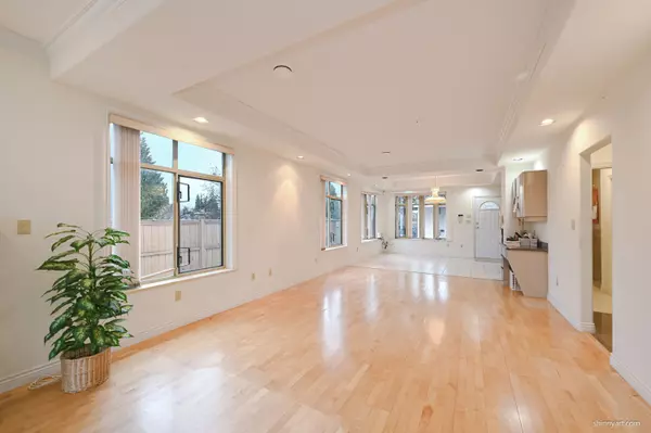 2908 W 30th AVE Vancouver, BC V6L 1Z4